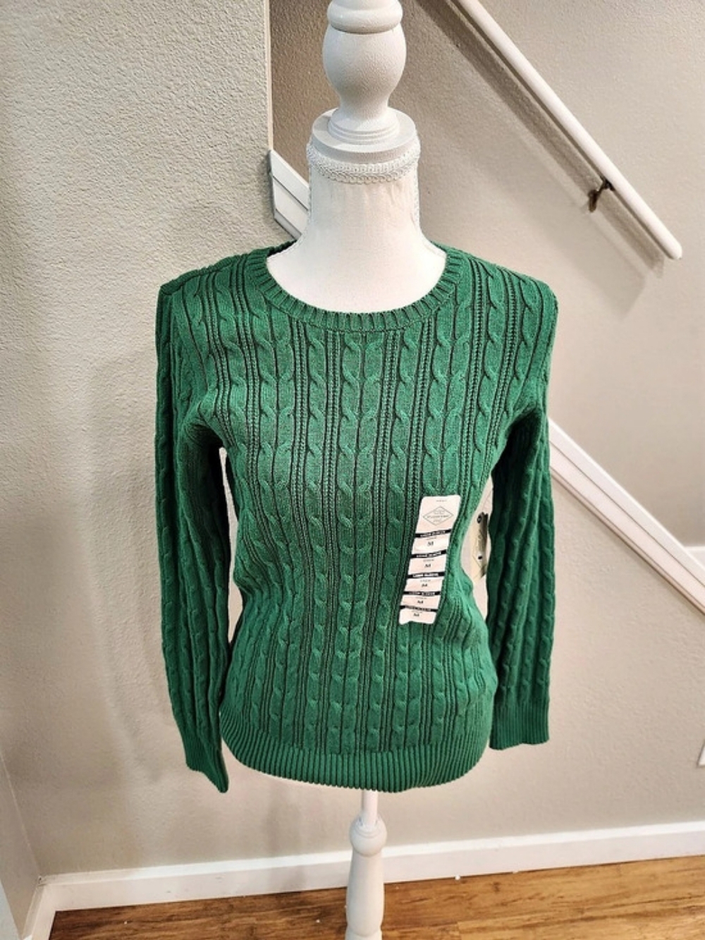St. John's Bay Cable Knit Crewneck Sweater Green Medium